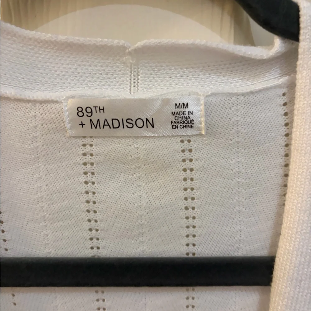 89th + Madison White Open Cardigan Gold Button Sleeve Size M Spring Lightweight - Picture 4 of 8